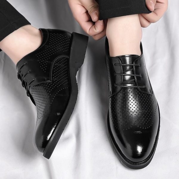 Mens Hollow Oxford Shoes Lace Up Party Pu Leather Cap Toe Design Non Slip Block Heel Shoe for Business Office Party Wedding