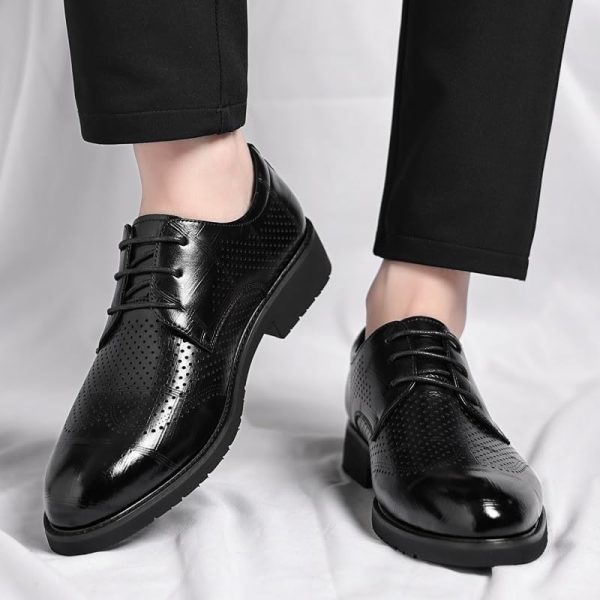 Mens Hollow Oxford Shoes Lace Up Party Pu Leather Cap Toe Design Non Slip Block Heel Shoe for Business Office Party Wedding
